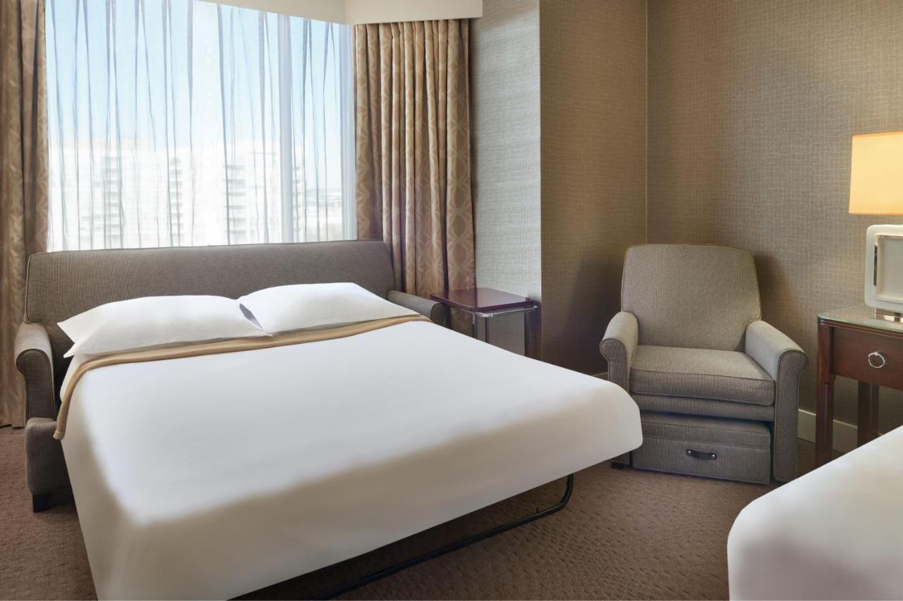 Premium Guest room 1 King Bed,1613664256:JPEG