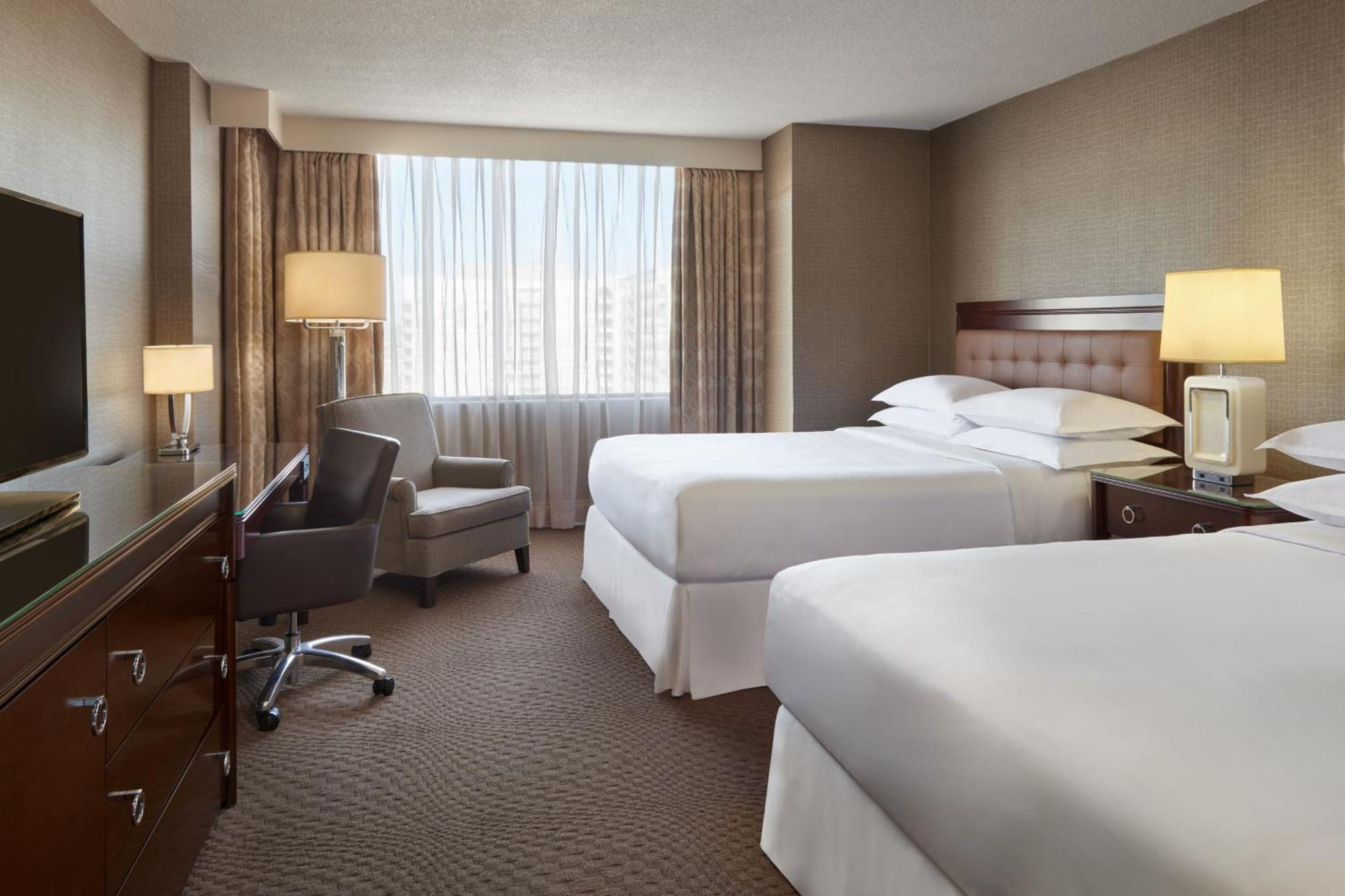 Club Level Guest room 2 Queen Beds,1613664256:JPEG